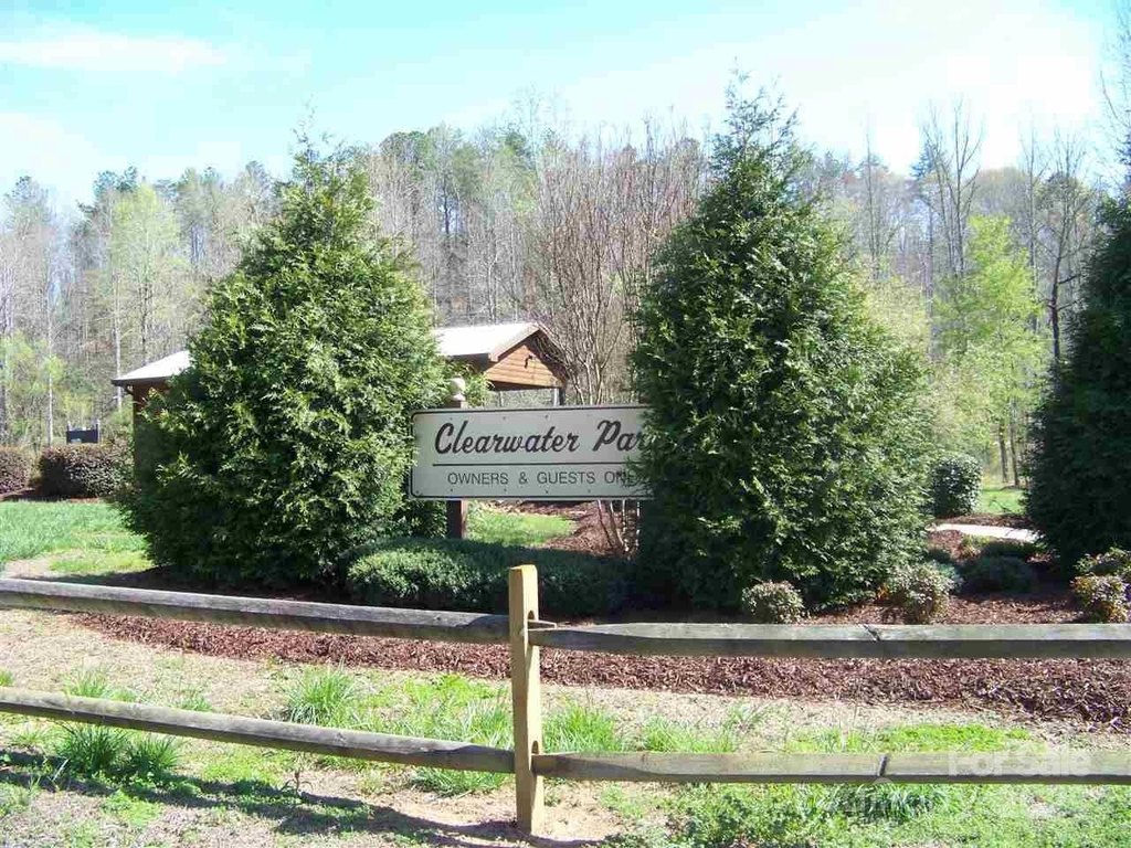 Rutherfordton, North Carolina, 28139, United States, 3 Bedrooms Bedrooms, ,2 BathroomsBathrooms,Residential,Forsale,1904894
