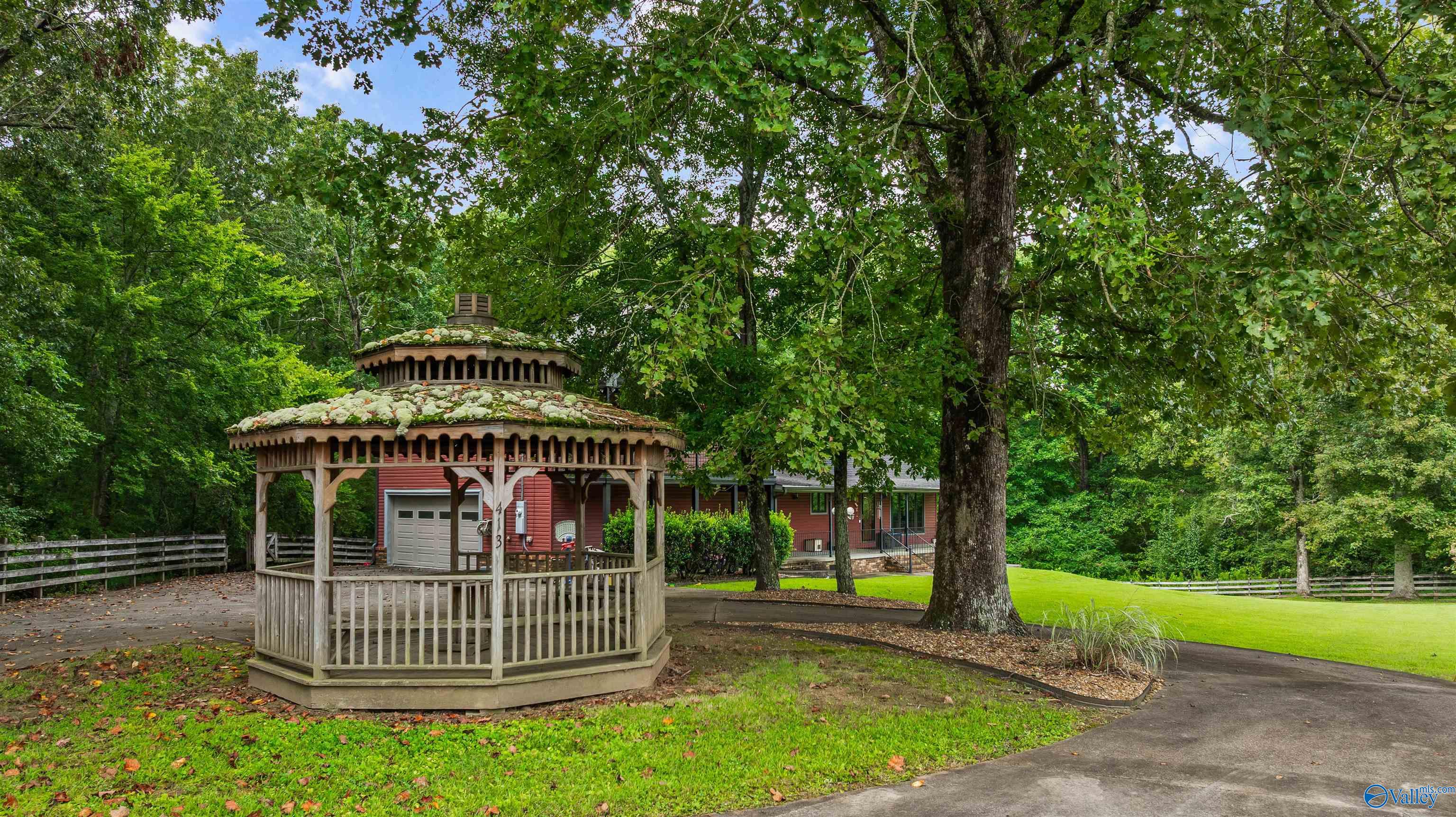 Fort Payne, Alabama, 35967, United States, 3 Bedrooms Bedrooms, ,3 BathroomsBathrooms,Residential,Forsale,2007706