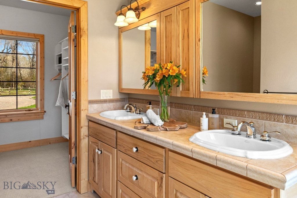 Bozeman, Montana, 59718, United States, 4 Bedrooms Bedrooms, ,4 BathroomsBathrooms,Residential,Forsale,1894911