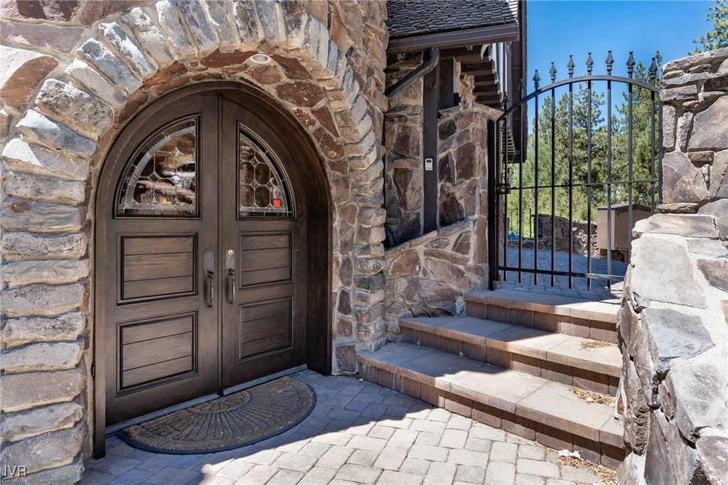 Zephyr Cove, Nevada, 89448, United States, 5 Bedrooms Bedrooms, ,6.5 BathroomsBathrooms,Residential,Forsale,1967380