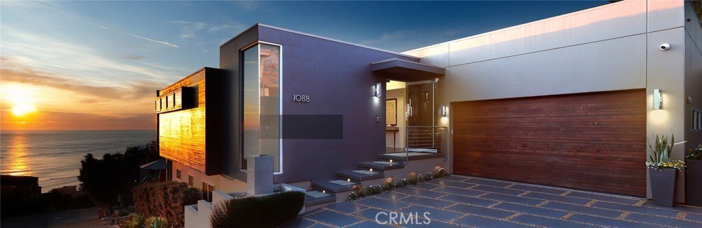 Laguna Beach, California, 92651, United States, 4 Bedrooms Bedrooms, ,4.5 BathroomsBathrooms,Residential,Forsale,1927545