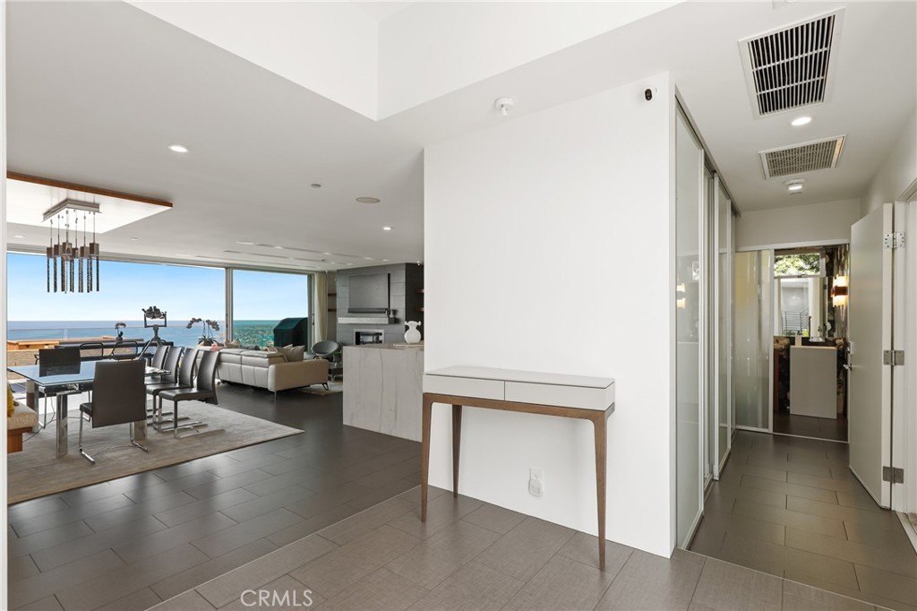 Laguna Beach, California, 92651, United States, 4 Bedrooms Bedrooms, ,4.5 BathroomsBathrooms,Residential,Forsale,1927545