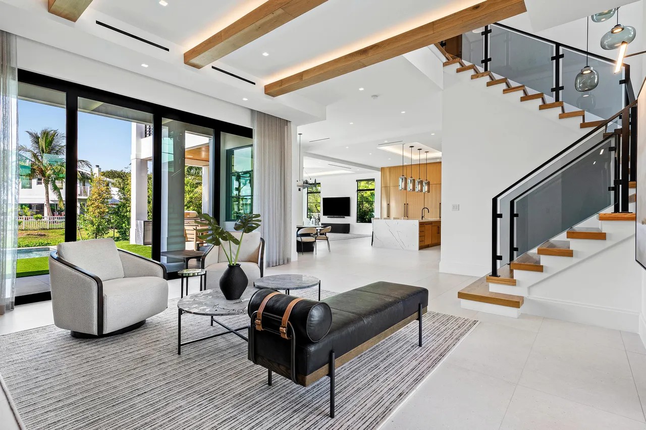 Delray Beach, Florida, 33444, United States, 6 Bedrooms Bedrooms, ,5 BathroomsBathrooms,Residential,Forsale,1929744