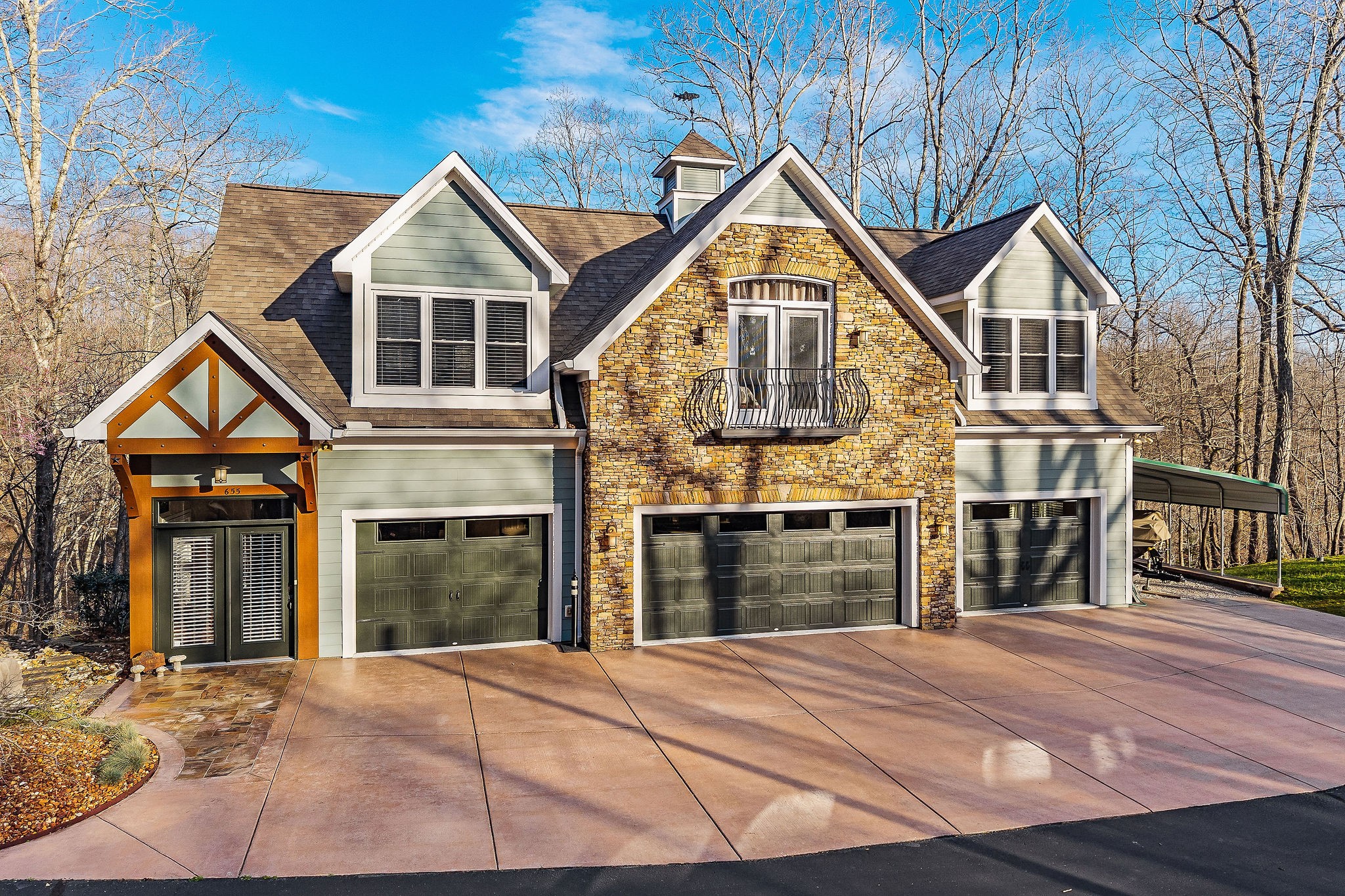 Sparta, Tennessee, 38583, United States, 3 Bedrooms Bedrooms, ,3.5 BathroomsBathrooms,Residential,Forsale,1968516