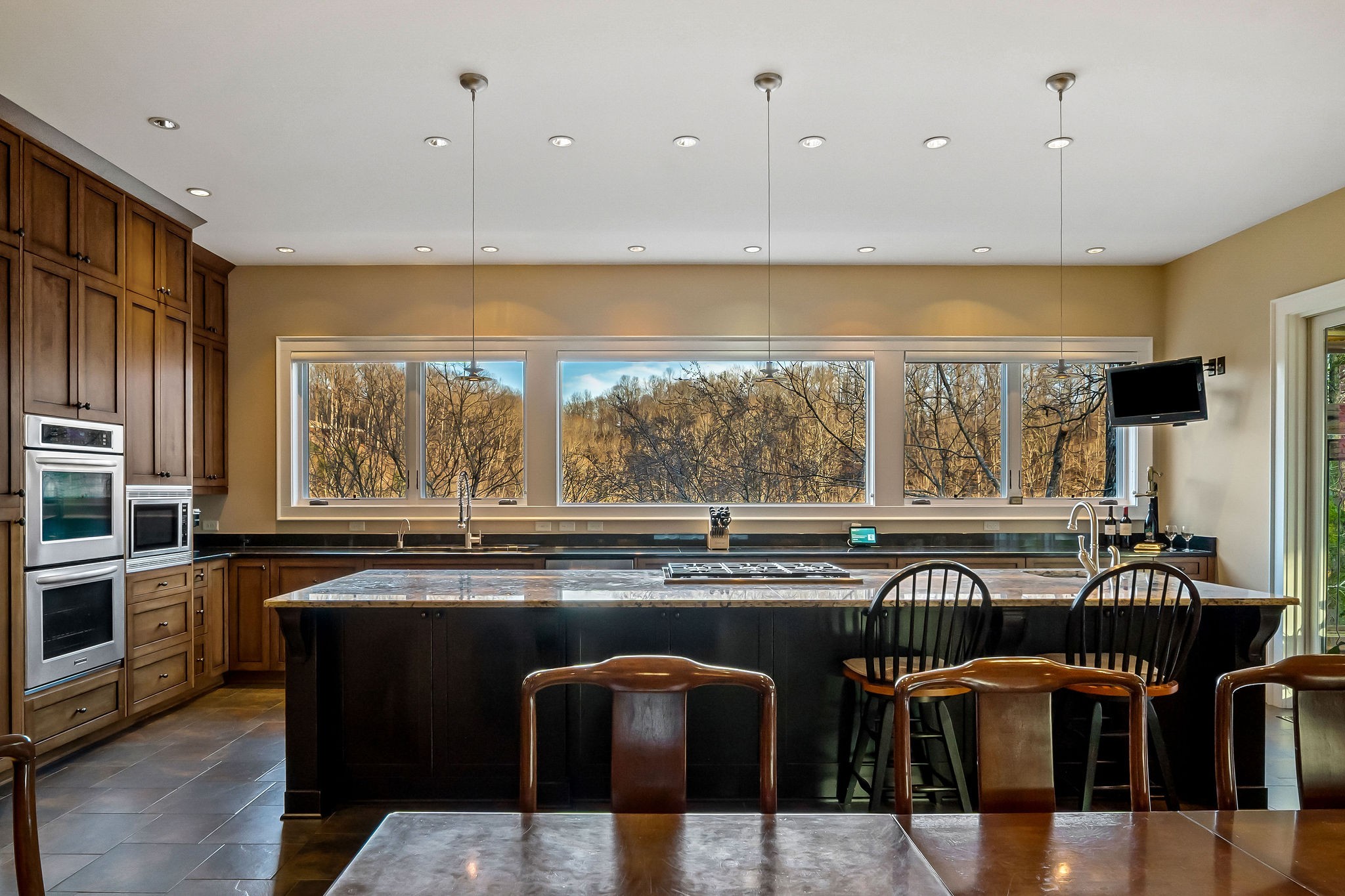 Sparta, Tennessee, 38583, United States, 3 Bedrooms Bedrooms, ,3.5 BathroomsBathrooms,Residential,Forsale,1968516