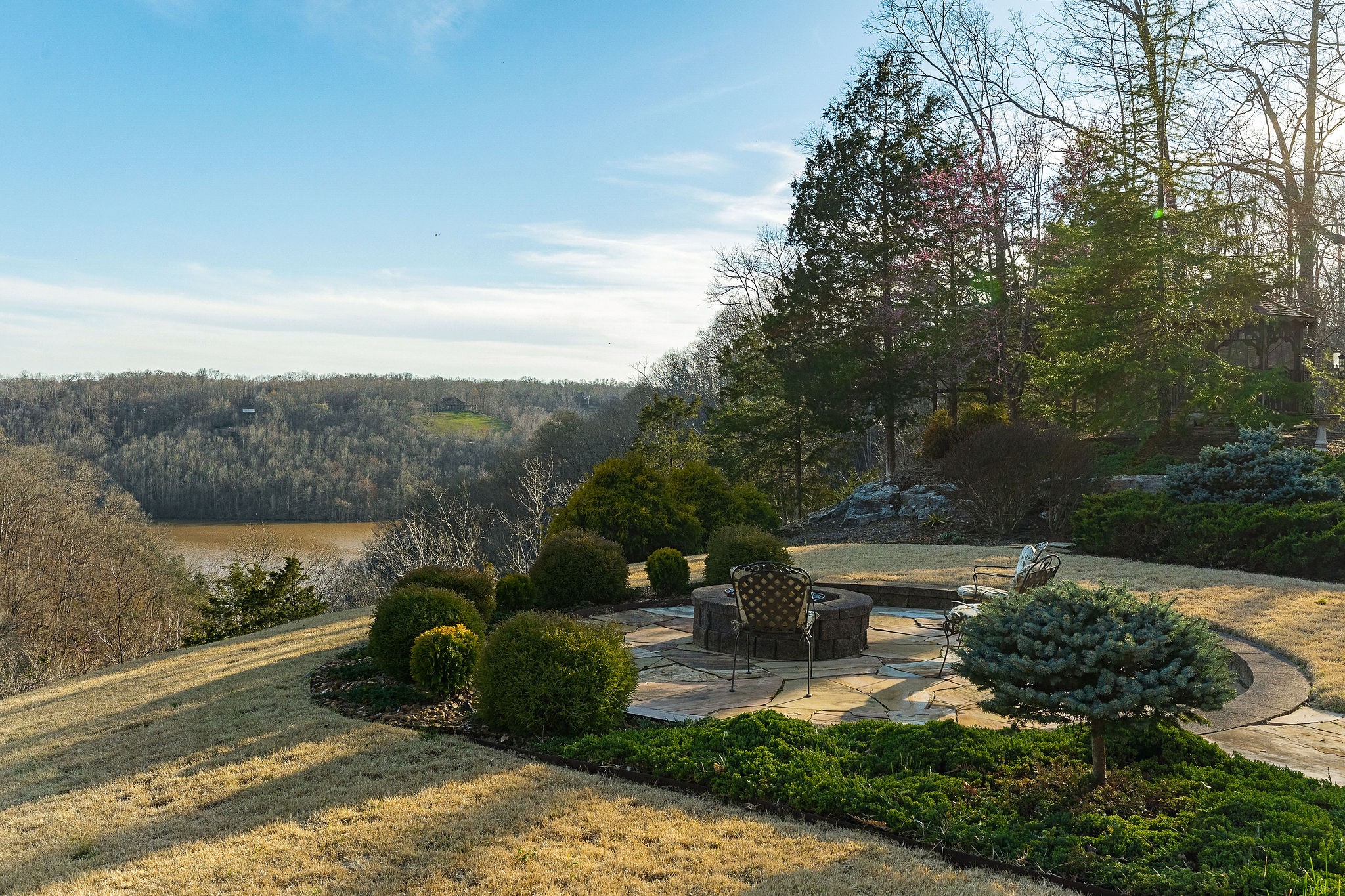 Sparta, Tennessee, 38583, United States, 3 Bedrooms Bedrooms, ,3.5 BathroomsBathrooms,Residential,Forsale,1968516