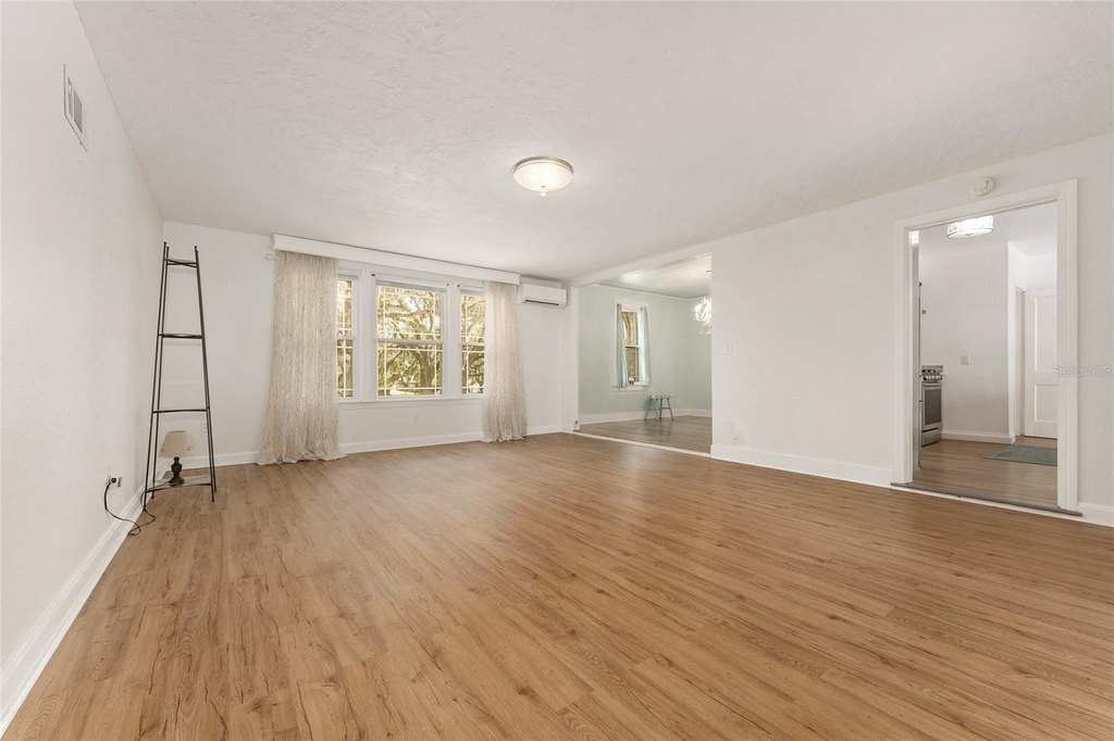 OCALA, Florida, 34471, United States, 4 Bedrooms Bedrooms, ,2.5 BathroomsBathrooms,Residential,Forsale,1959771