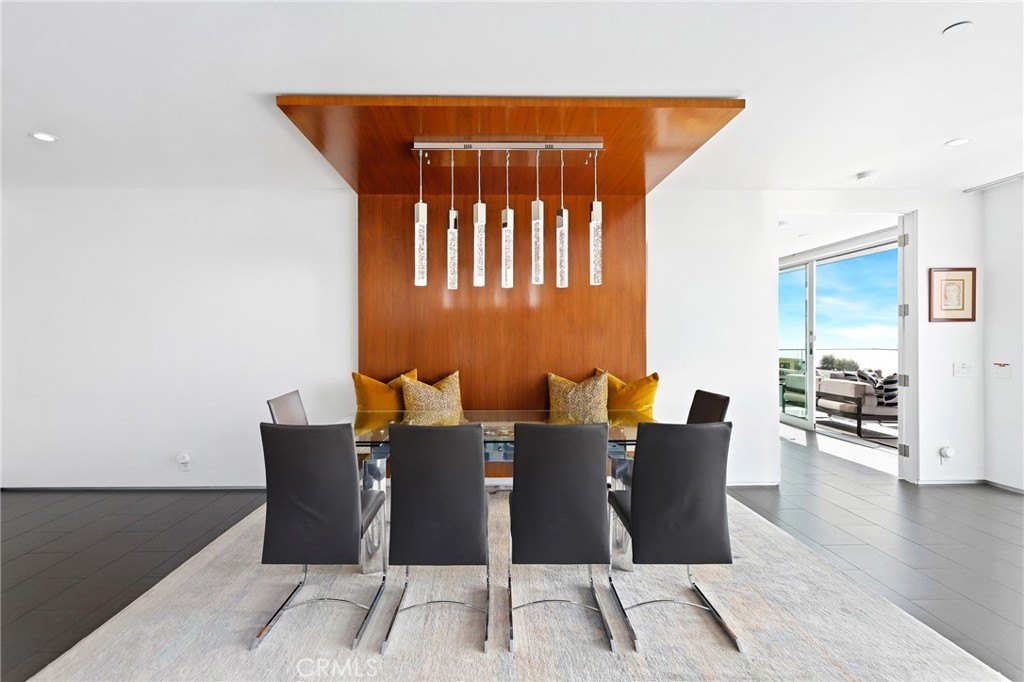 Laguna Beach, California, 92651, United States, 4 Bedrooms Bedrooms, ,4.5 BathroomsBathrooms,Residential,Forsale,1927545