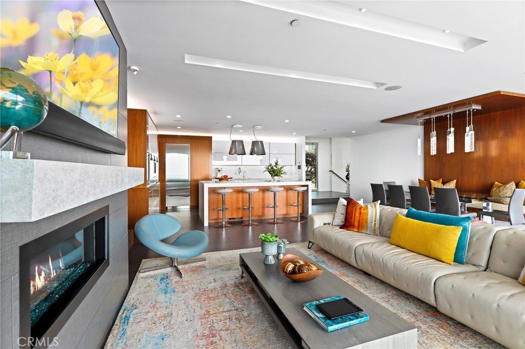 Laguna Beach, California, 92651, United States, 4 Bedrooms Bedrooms, ,4.5 BathroomsBathrooms,Residential,Forsale,1927545
