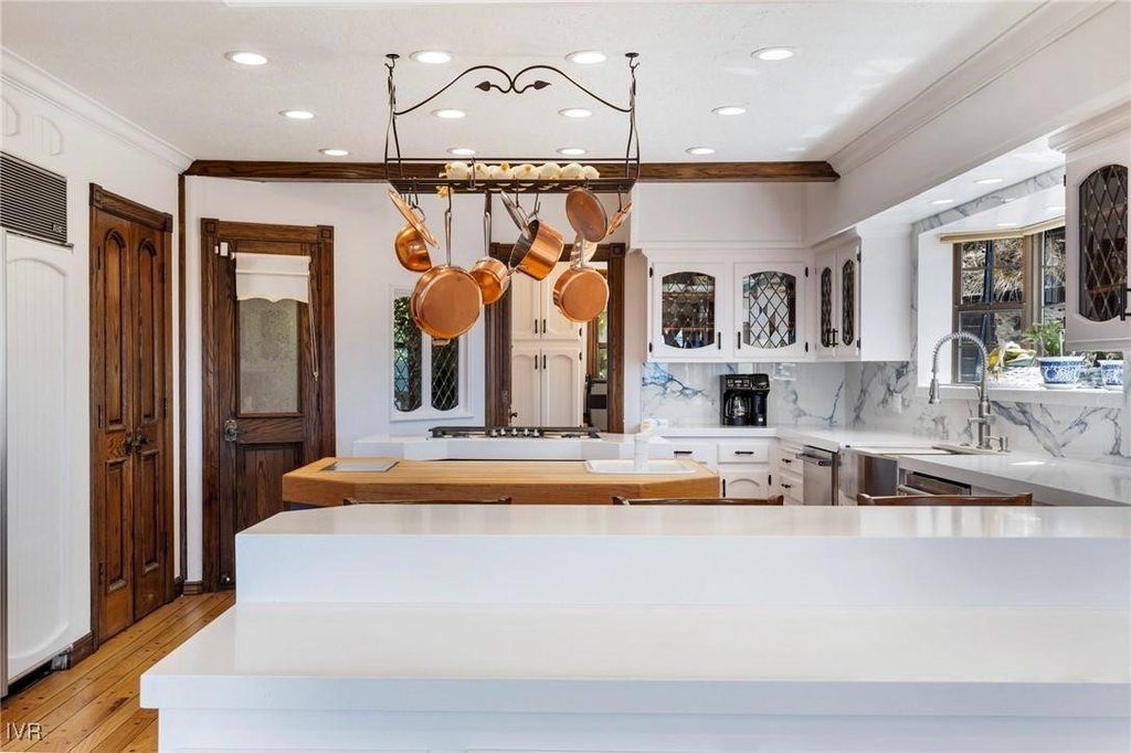 Zephyr Cove, Nevada, 89448, United States, 5 Bedrooms Bedrooms, ,6.5 BathroomsBathrooms,Residential,Forsale,1967380