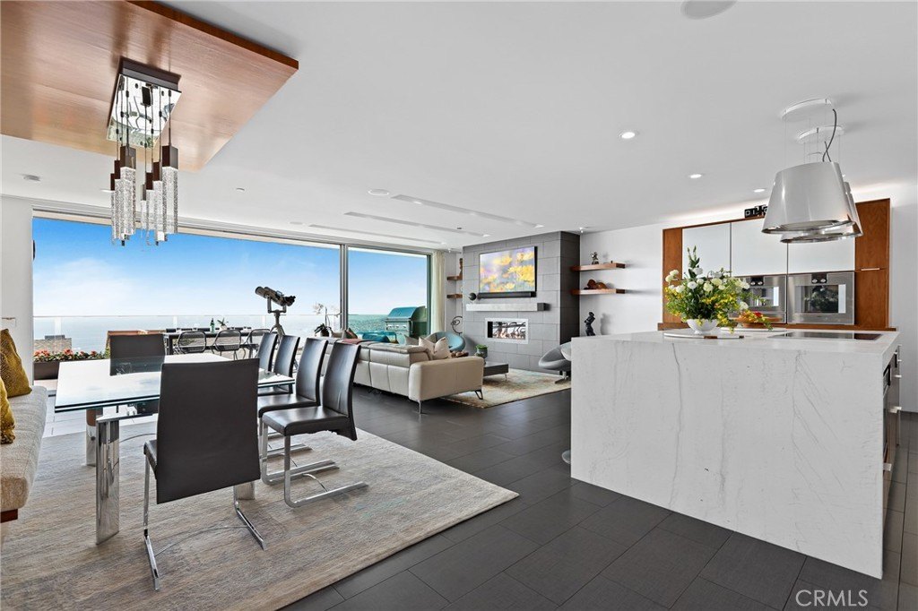 Laguna Beach, California, 92651, United States, 4 Bedrooms Bedrooms, ,4.5 BathroomsBathrooms,Residential,Forsale,1927545