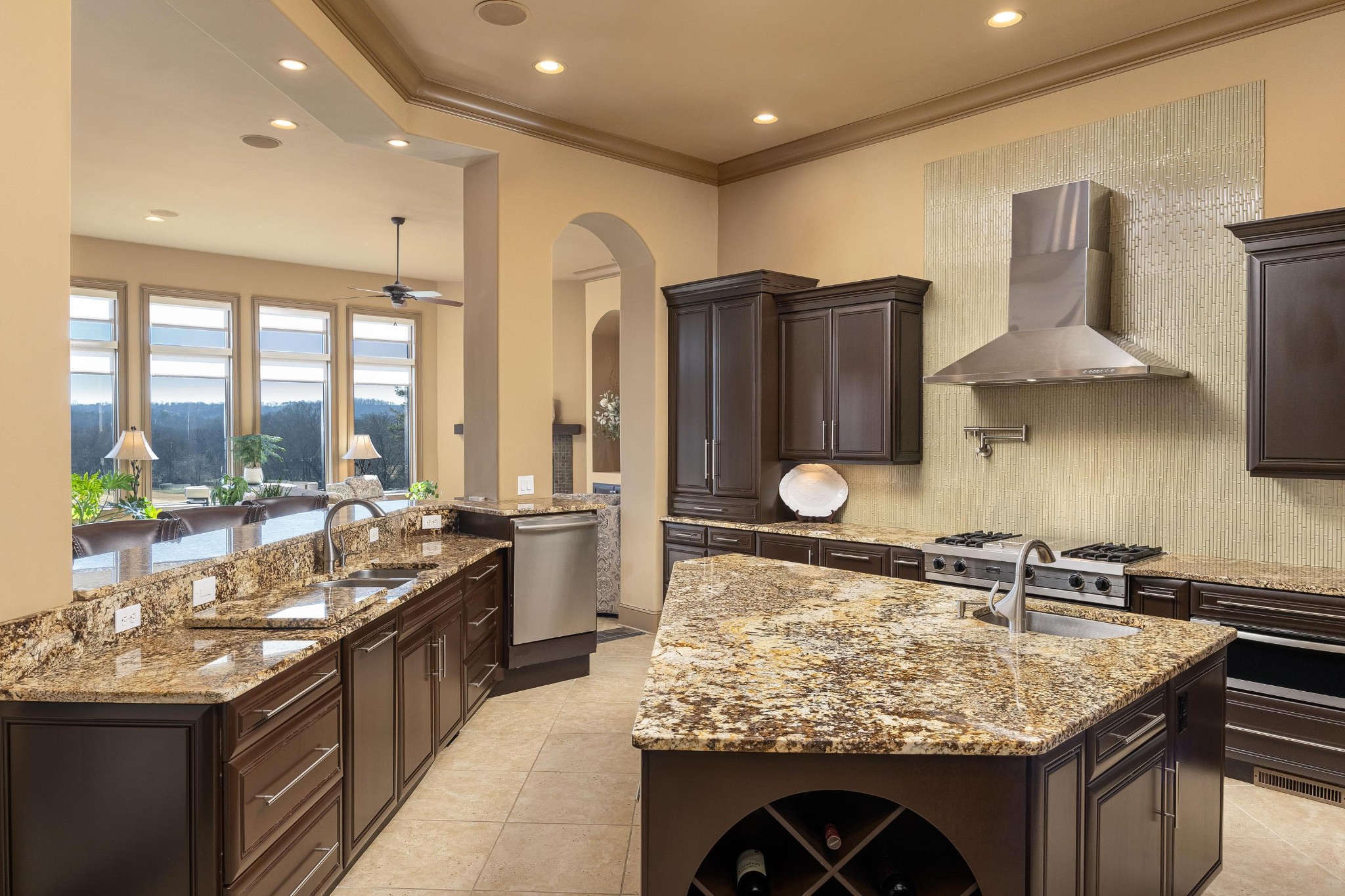 Ringgold, Georgia, 30736, United States, 5 Bedrooms Bedrooms, ,5.5 BathroomsBathrooms,Residential,Forsale,1963497