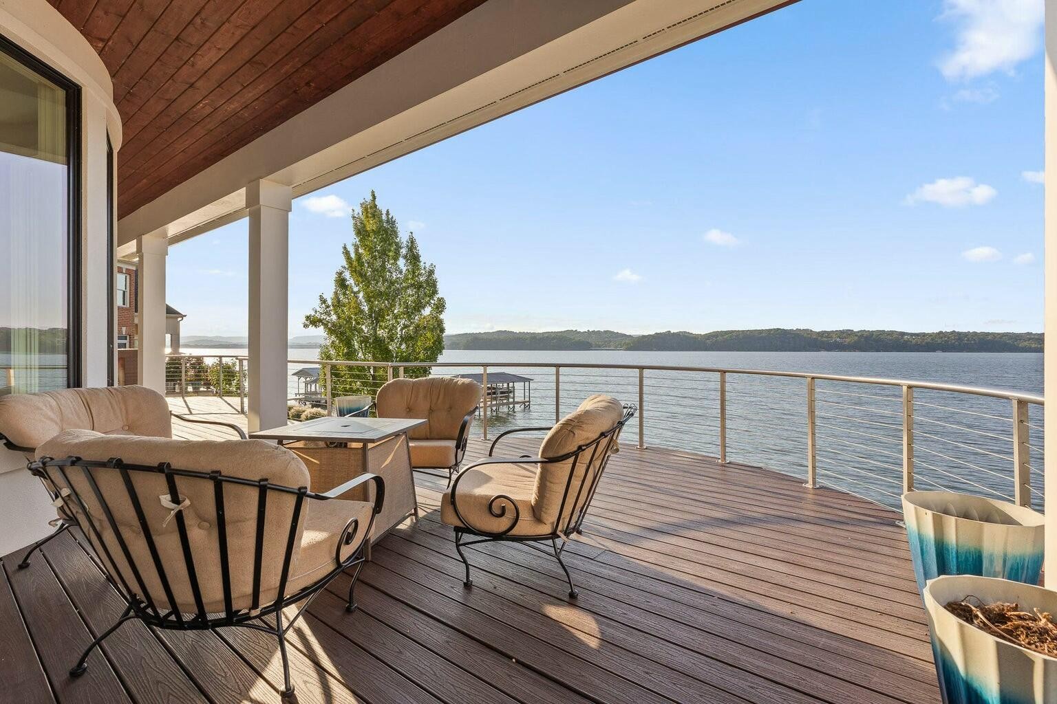Chattanooga, Tennessee, 37416, United States, 6 Bedrooms Bedrooms, ,6.5 BathroomsBathrooms,Residential,Forsale,1922203