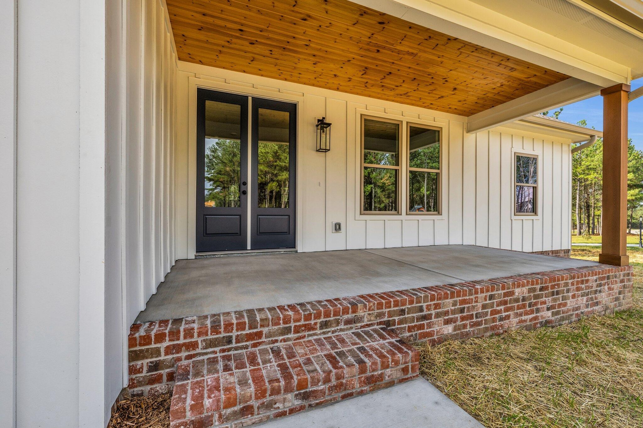 Jasper, Tennessee, 37347, United States, 3 Bedrooms Bedrooms, ,2 BathroomsBathrooms,Residential,Forsale,1894420