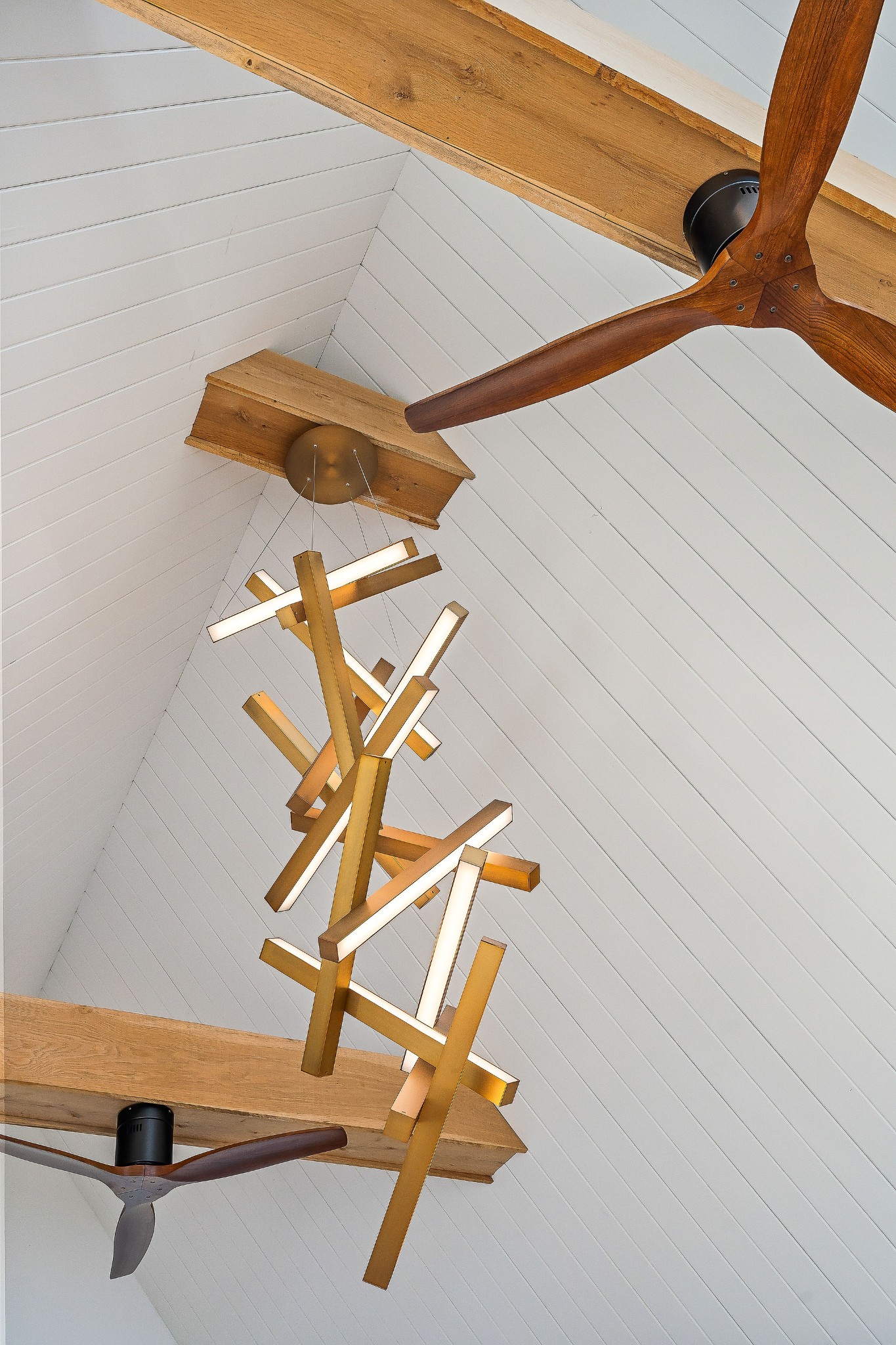 Smithville, Tennessee, 37166, United States, 4 Bedrooms Bedrooms, ,4 BathroomsBathrooms,Residential,Forsale,1999482