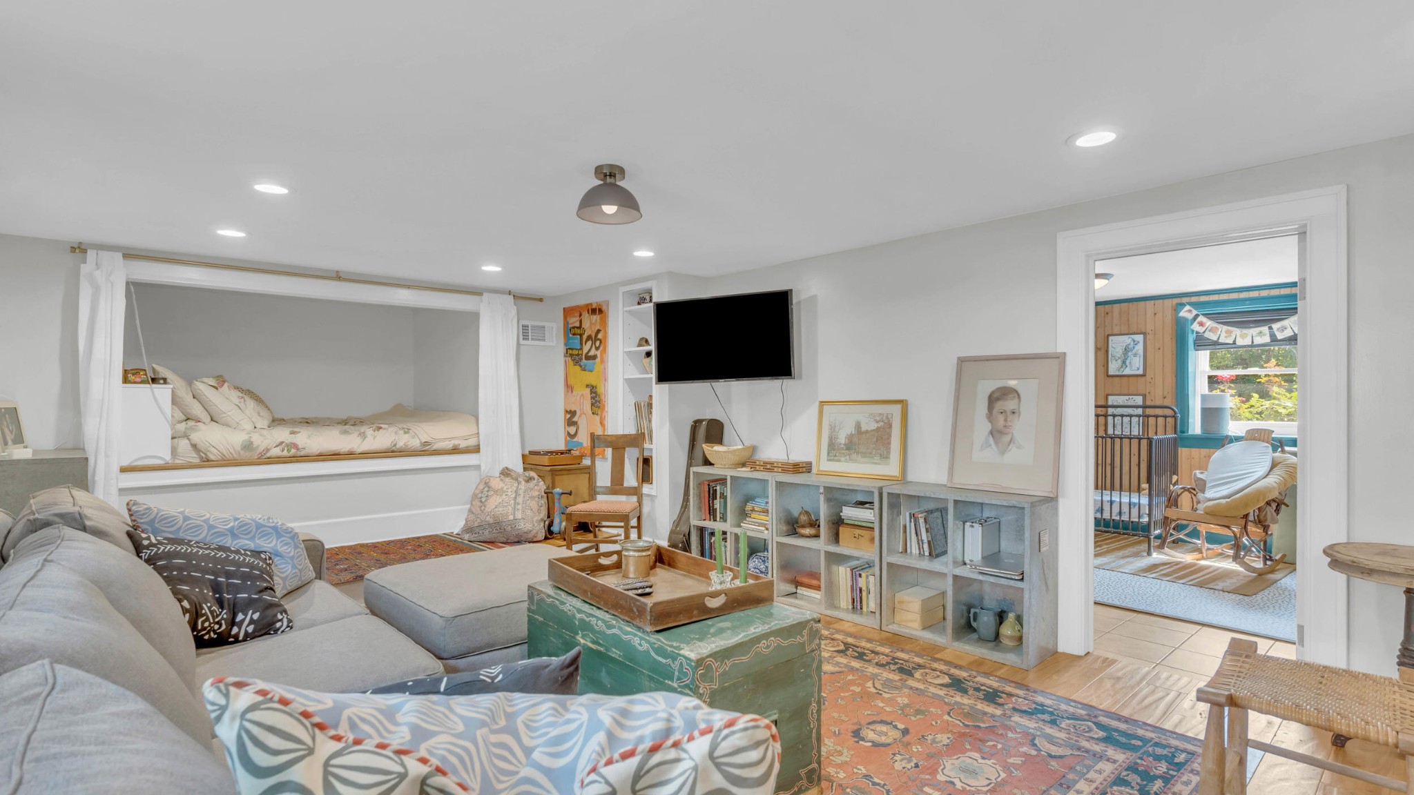 Chattanooga, Tennessee, 37405, United States, 3 Bedrooms Bedrooms, ,2 BathroomsBathrooms,Residential,Forsale,1946642