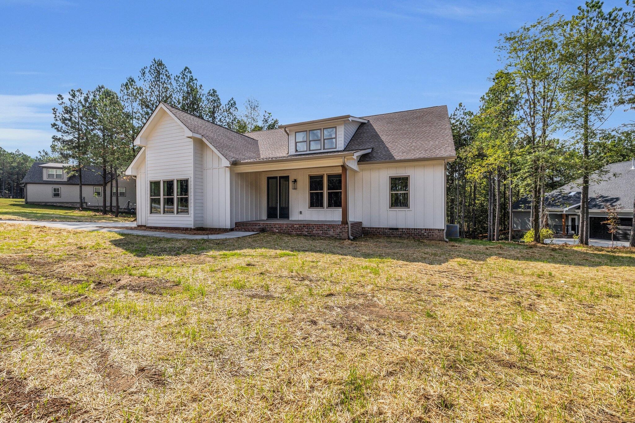 Jasper, Tennessee, 37347, United States, 3 Bedrooms Bedrooms, ,2 BathroomsBathrooms,Residential,Forsale,1894420
