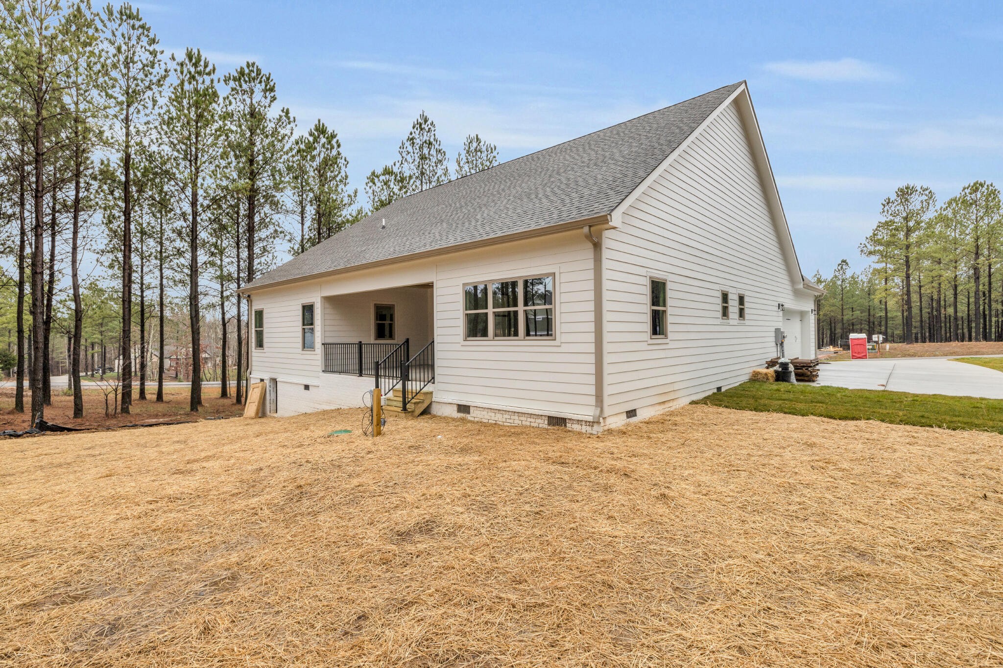 Jasper, Tennessee, 37347, United States, 3 Bedrooms Bedrooms, ,2 BathroomsBathrooms,Residential,Forsale,1894421