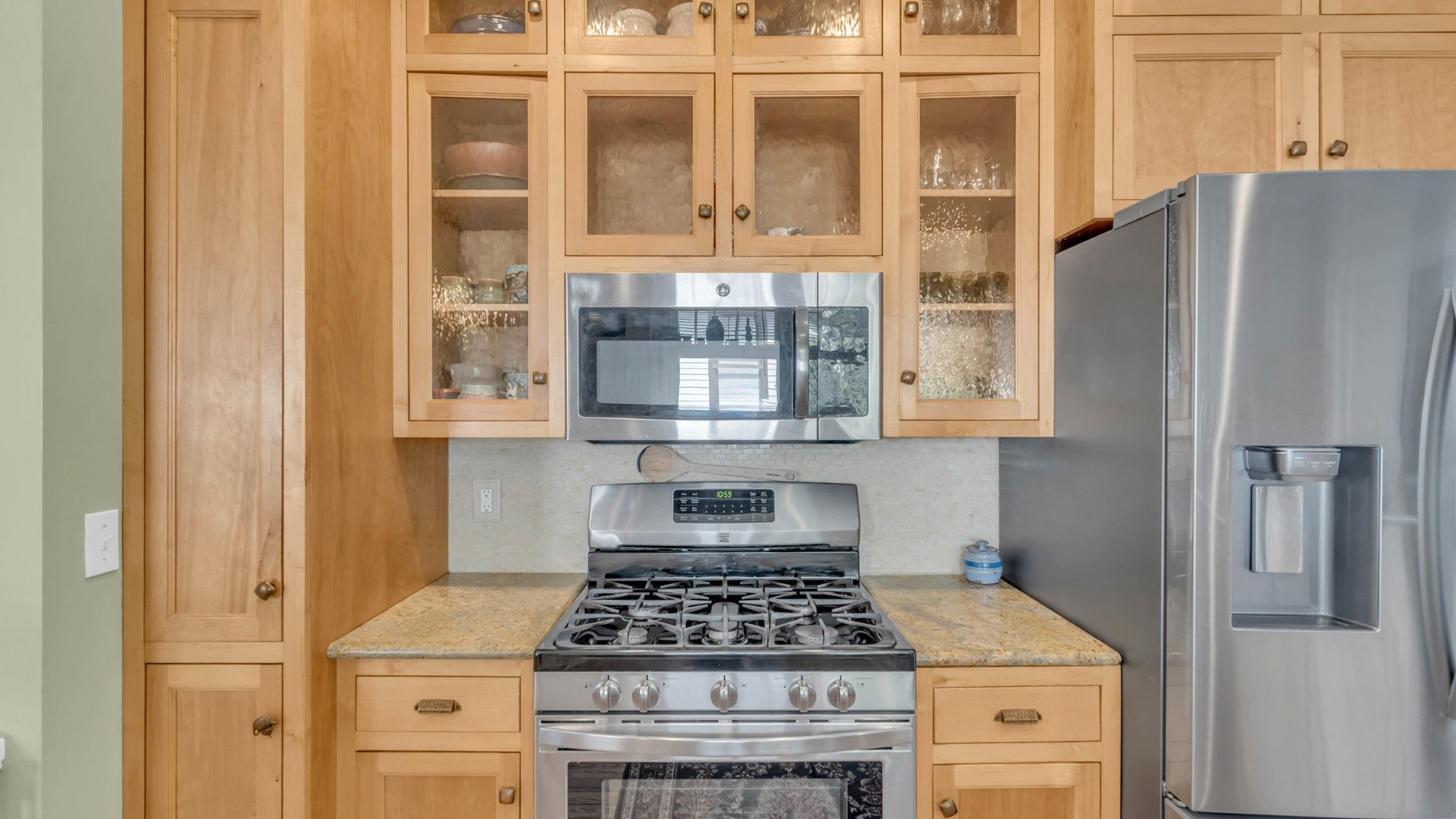 Chattanooga, Tennessee, 37405, United States, 3 Bedrooms Bedrooms, ,2 BathroomsBathrooms,Residential,Forsale,1946642