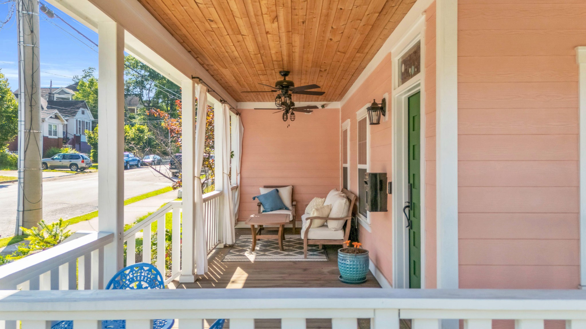Chattanooga, Tennessee, 37403, United States, 3 Bedrooms Bedrooms, ,2.5 BathroomsBathrooms,Residential,Forsale,1946770