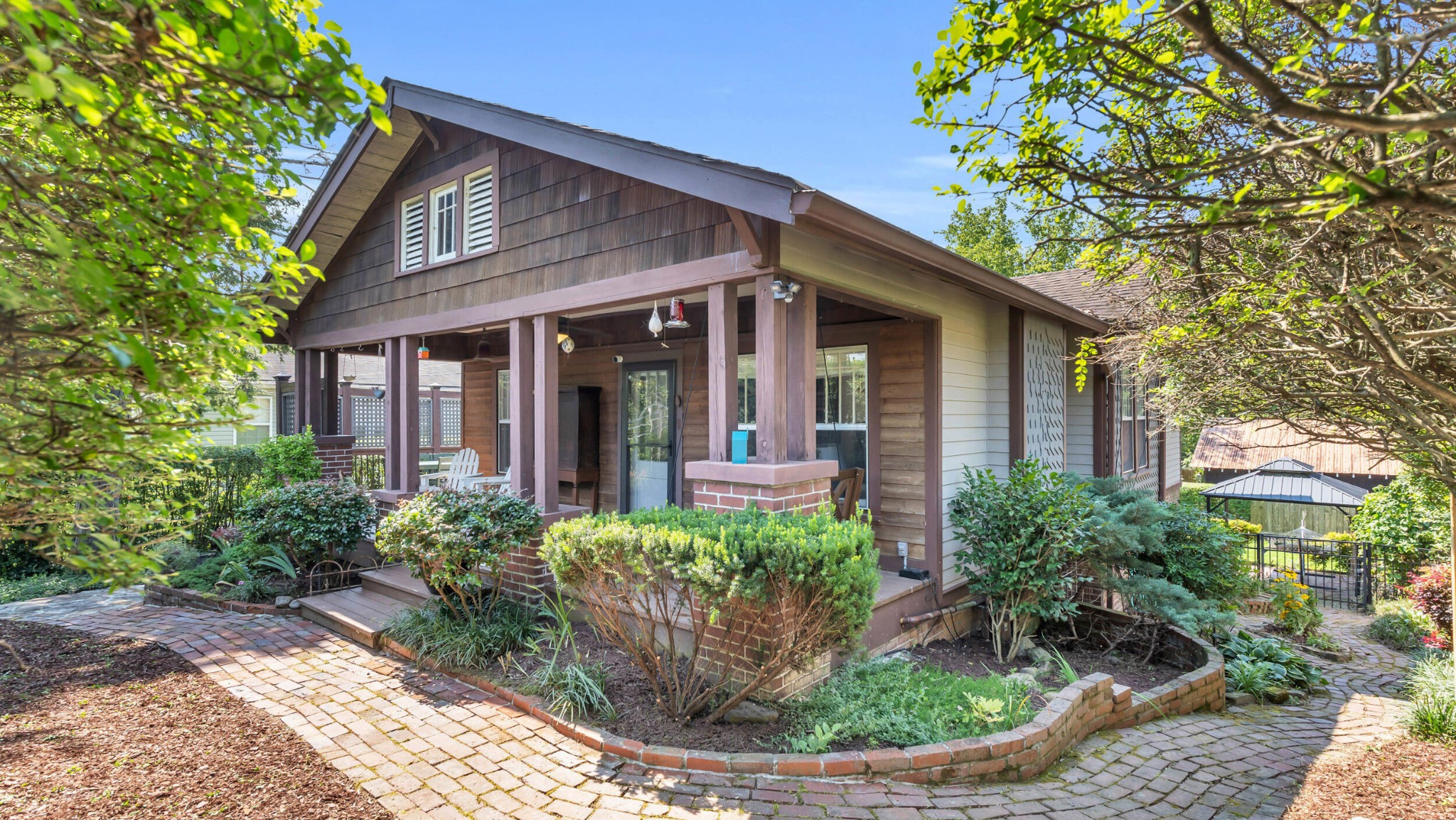 Chattanooga, Tennessee, 37405, United States, 3 Bedrooms Bedrooms, ,2 BathroomsBathrooms,Residential,Forsale,1946642