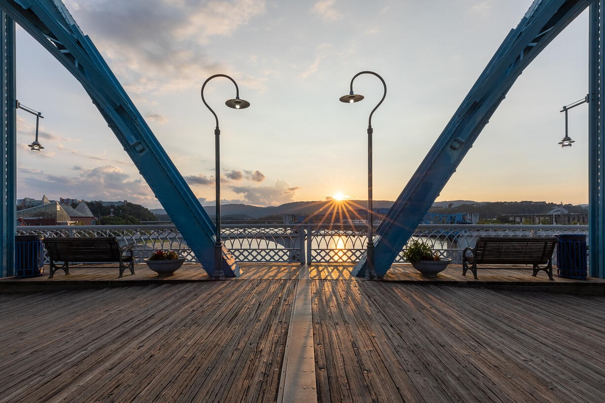 Chattanooga, Tennessee, 37405, United States, 3 Bedrooms Bedrooms, ,2 BathroomsBathrooms,Residential,Forsale,1946642