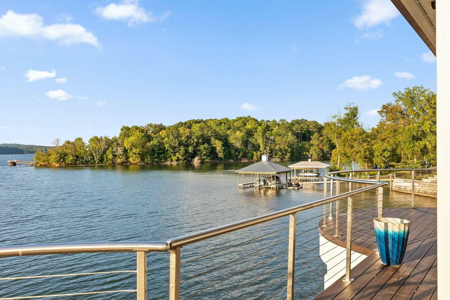 Chattanooga, Tennessee, 37416, United States, 6 Bedrooms Bedrooms, ,6.5 BathroomsBathrooms,Residential,Forsale,1922203
