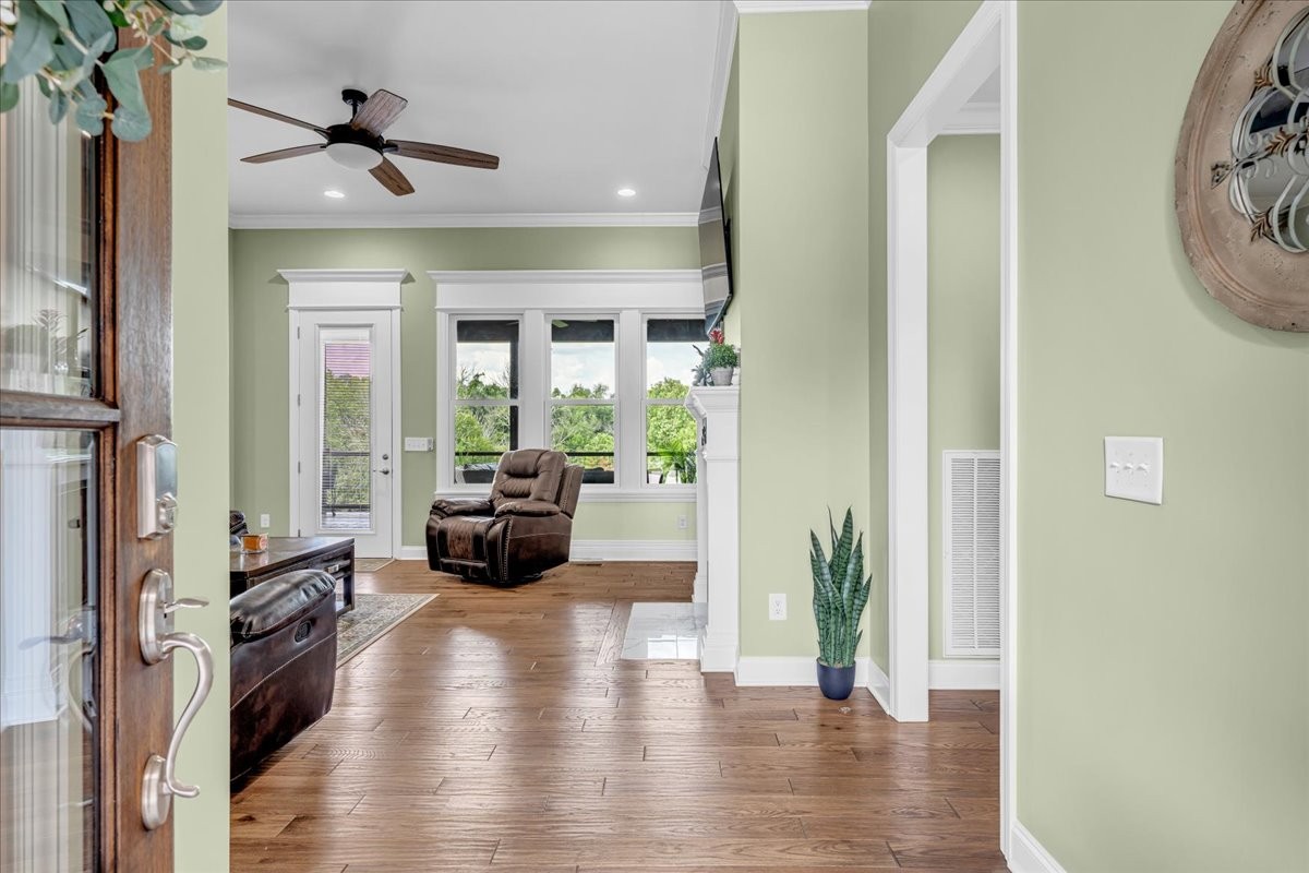 Smithville, Tennessee, 37166, United States, 4 Bedrooms Bedrooms, ,3 BathroomsBathrooms,Residential,Forsale,1999478