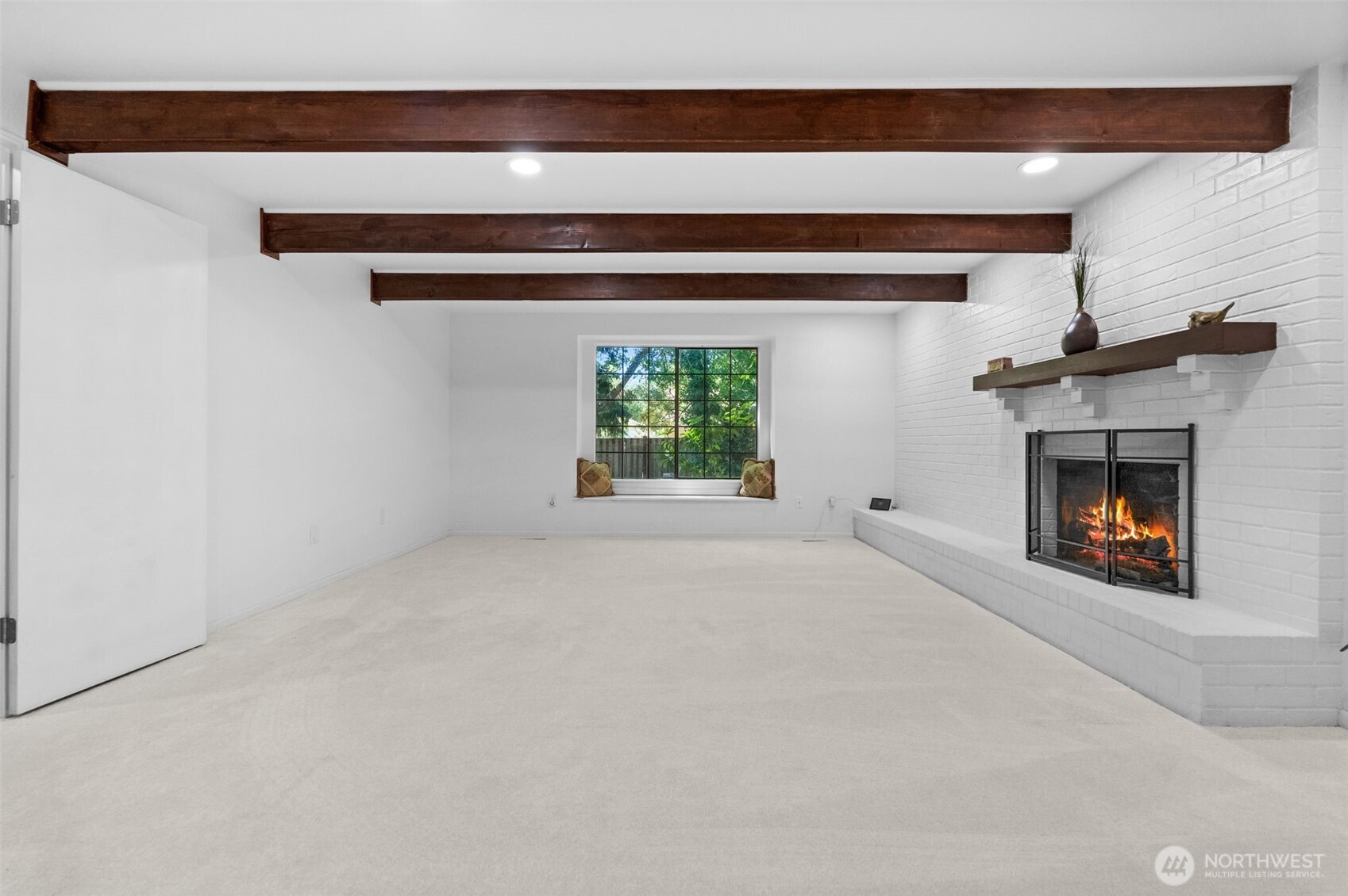 Lakewood, Washington, 98498, United States, 5 Bedrooms Bedrooms, ,2.5 BathroomsBathrooms,Residential,Forsale,1946237