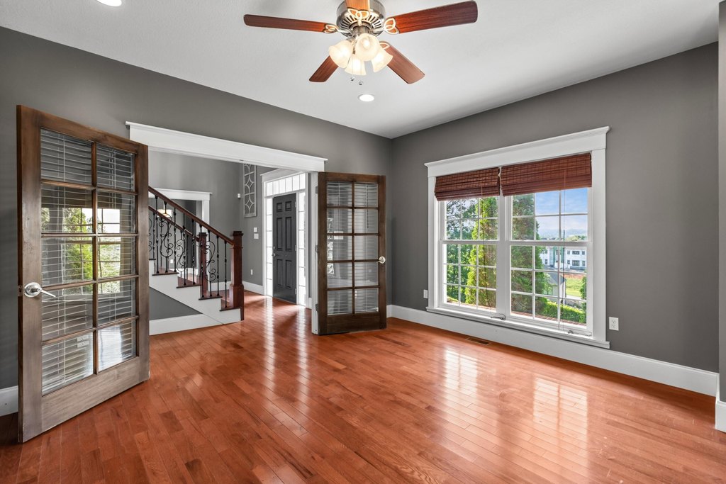 Morristown, Tennessee, 37814, United States, 3 Bedrooms Bedrooms, ,2.5 BathroomsBathrooms,Residential,Forsale,1884055