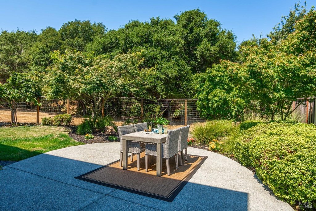 Napa, California, 94558, United States, 4 Bedrooms Bedrooms, ,2.5 BathroomsBathrooms,Residential,Forsale,1953127