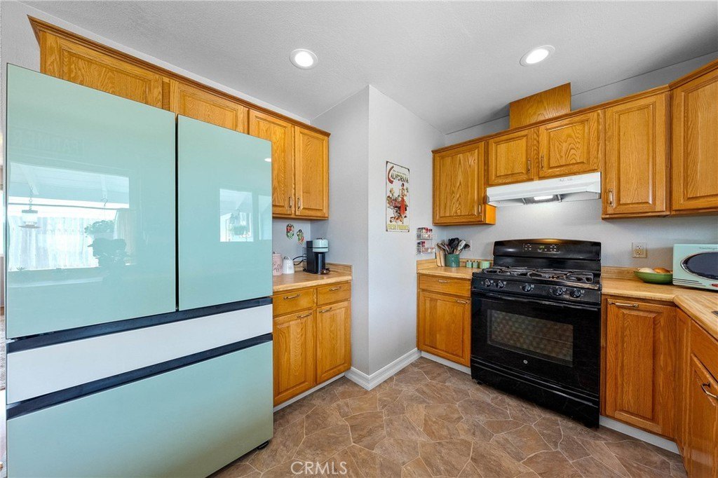 Fort Bragg, California, 95437, United States, 3 Bedrooms Bedrooms, ,2 BathroomsBathrooms,Residential,Forsale,1934037