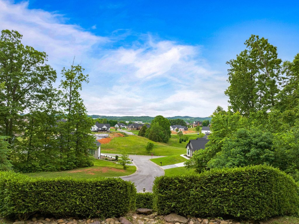 Morristown, Tennessee, 37814, United States, 3 Bedrooms Bedrooms, ,2.5 BathroomsBathrooms,Residential,Forsale,1884055