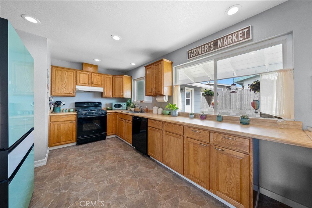 Fort Bragg, California, 95437, United States, 3 Bedrooms Bedrooms, ,2 BathroomsBathrooms,Residential,Forsale,1934037