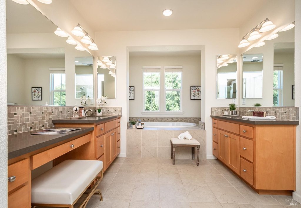 Napa, California, 94558, United States, 4 Bedrooms Bedrooms, ,2.5 BathroomsBathrooms,Residential,Forsale,1953127