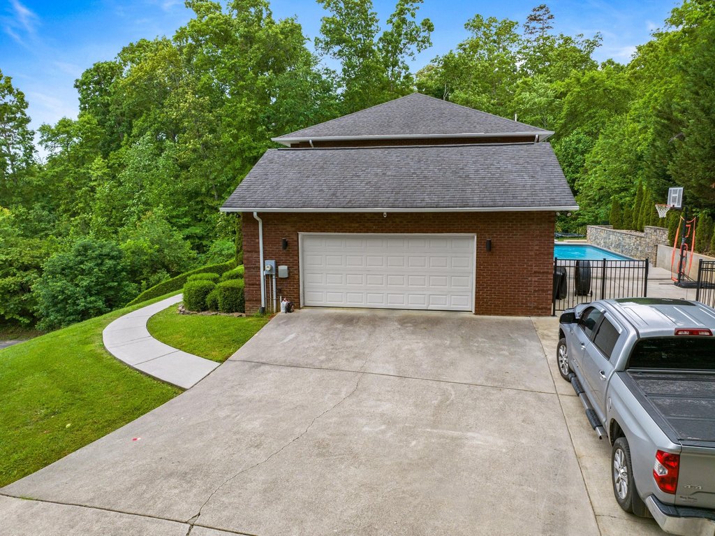 Morristown, Tennessee, 37814, United States, 3 Bedrooms Bedrooms, ,2.5 BathroomsBathrooms,Residential,Forsale,1884055