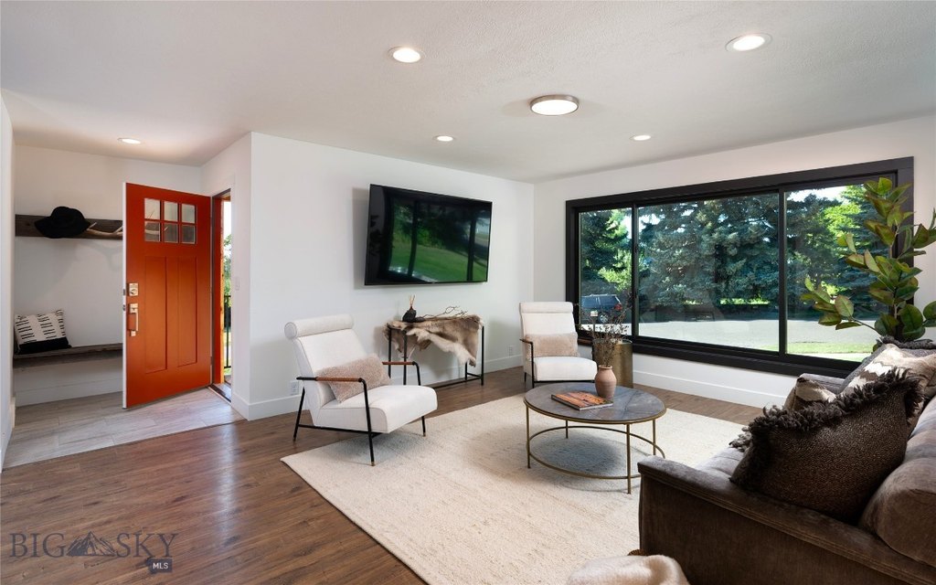 Bozeman, Montana, 59715, United States, 5 Bedrooms Bedrooms, ,3 BathroomsBathrooms,Residential,Forsale,1915008