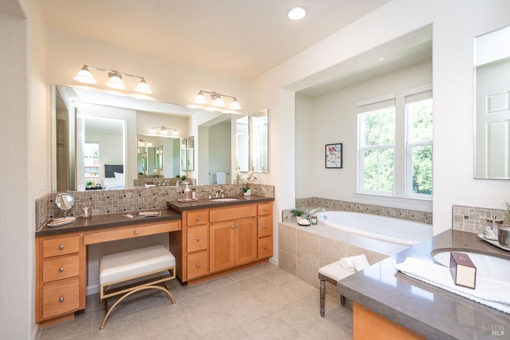 Napa, California, 94558, United States, 4 Bedrooms Bedrooms, ,2.5 BathroomsBathrooms,Residential,Forsale,1953127