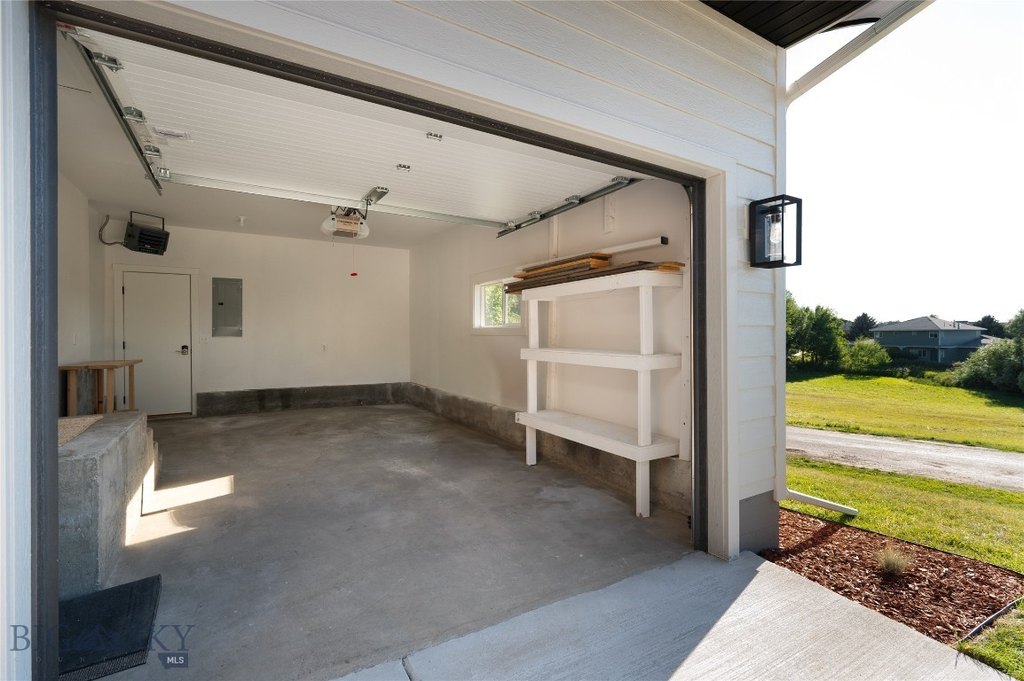 Bozeman, Montana, 59715, United States, 5 Bedrooms Bedrooms, ,3 BathroomsBathrooms,Residential,Forsale,1915008