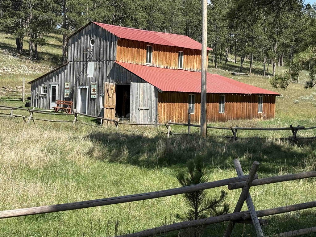Custer, South Dakota, 57730, United States, 3 Bedrooms Bedrooms, ,2 BathroomsBathrooms,Residential,Forsale,1946253