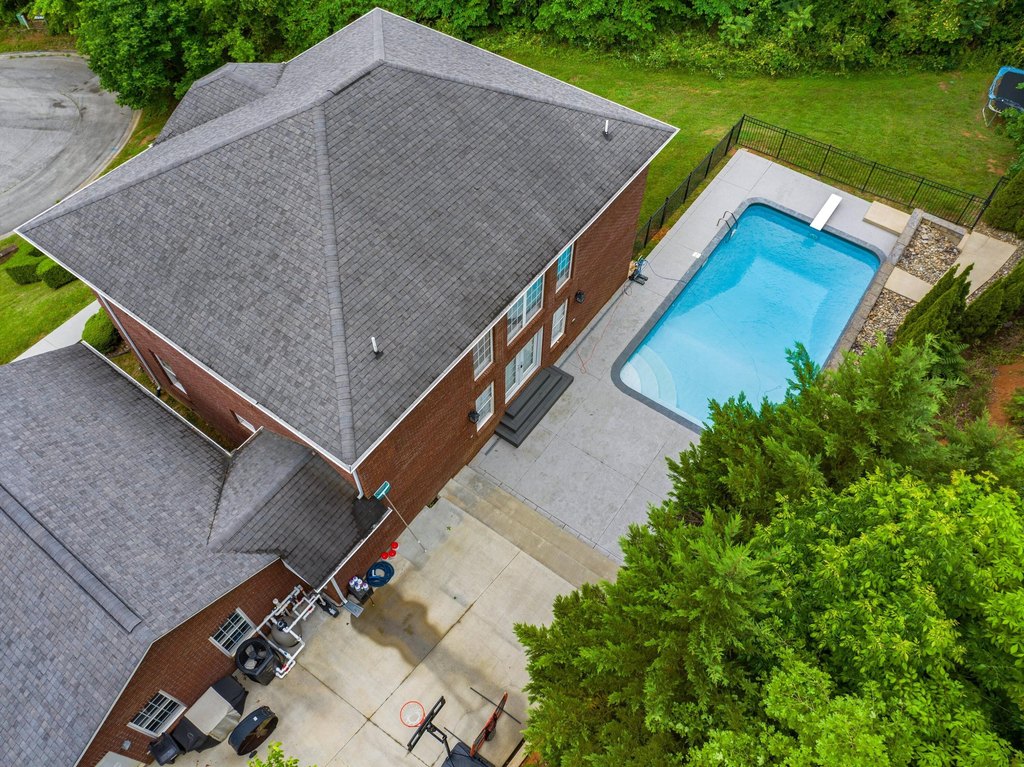 Morristown, Tennessee, 37814, United States, 3 Bedrooms Bedrooms, ,2.5 BathroomsBathrooms,Residential,Forsale,1884055