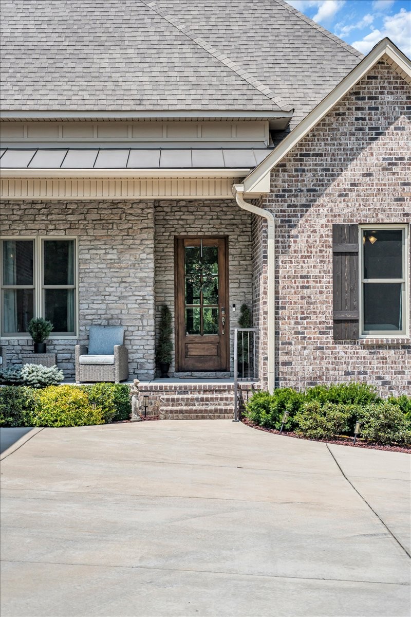 Smithville, Tennessee, 37166, United States, 4 Bedrooms Bedrooms, ,3 BathroomsBathrooms,Residential,Forsale,1999478