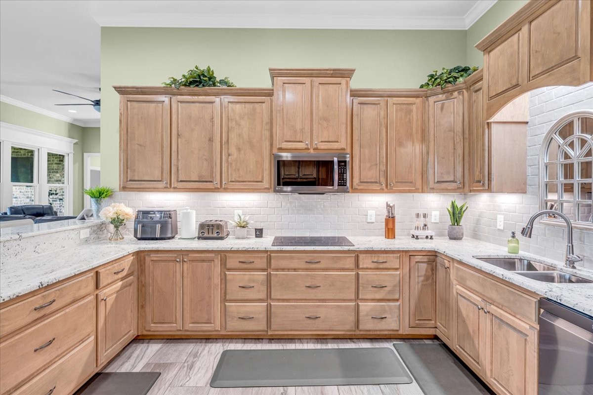 Smithville, Tennessee, 37166, United States, 4 Bedrooms Bedrooms, ,3 BathroomsBathrooms,Residential,Forsale,1999478