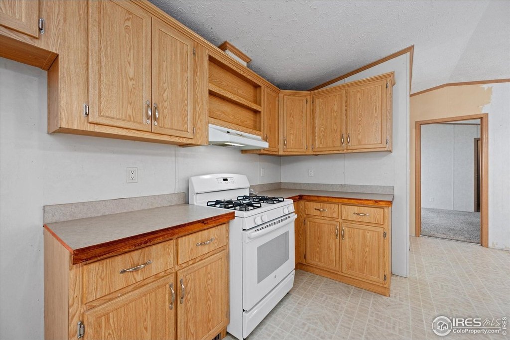 Snyder, Colorado, 80750, United States, 4 Bedrooms Bedrooms, ,2 BathroomsBathrooms,Residential,Forsale,1926784