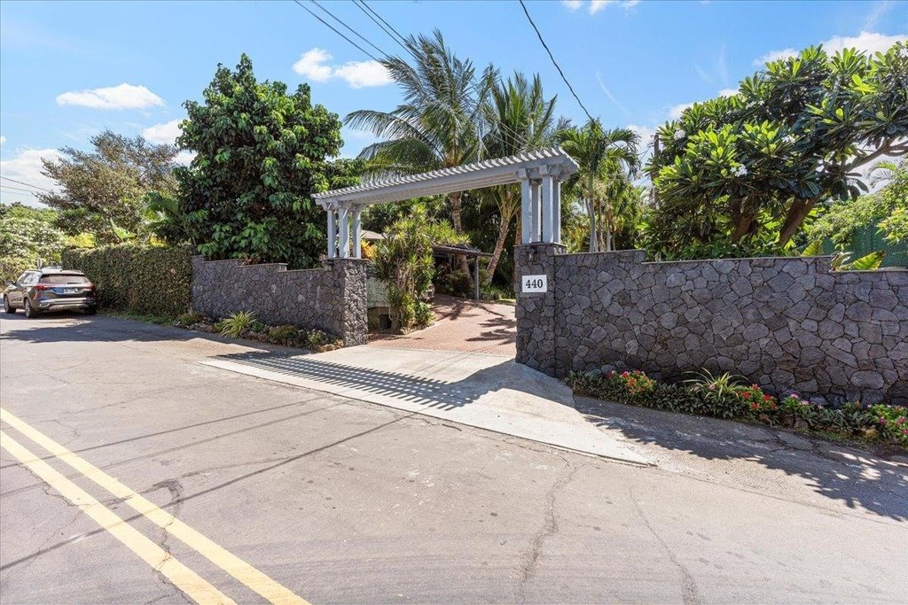 Kihei, Hawaii, 96753, United States, 5 Bedrooms Bedrooms, ,6 BathroomsBathrooms,Residential,Forsale,1944118