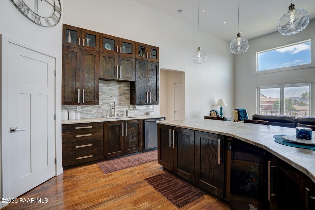 Prescott Valley, Arizona, 86314, United States, 3 Bedrooms Bedrooms, ,2 BathroomsBathrooms,Residential,Forsale,1929274