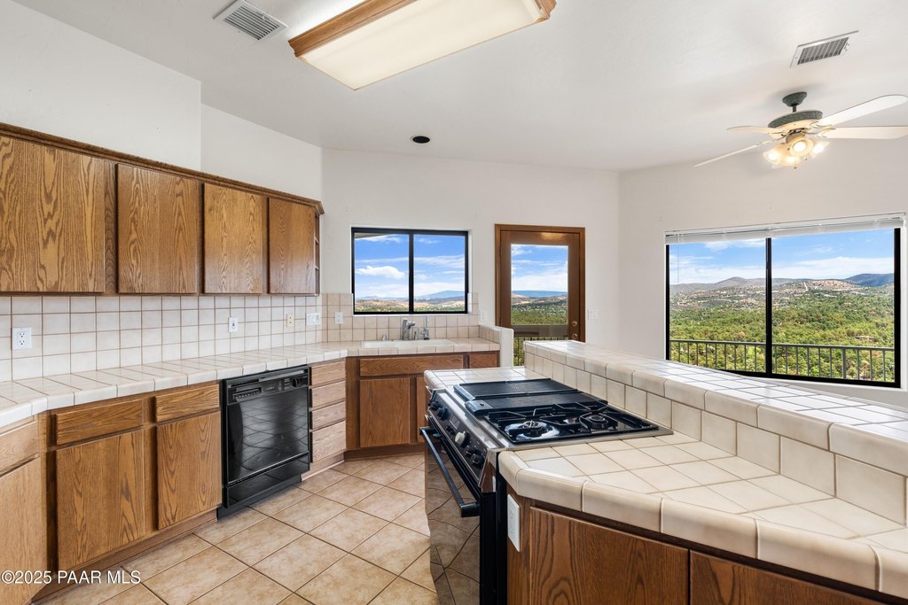Prescott, Arizona, 86303, United States, 3 Bedrooms Bedrooms, ,3.5 BathroomsBathrooms,Residential,Forsale,1929268