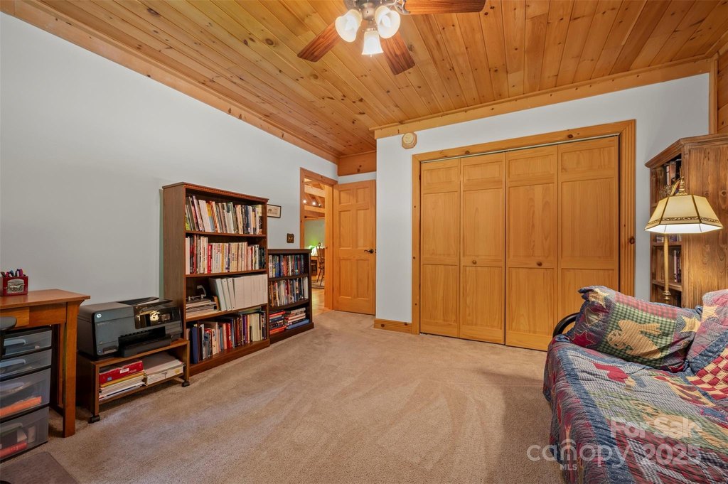 Saluda, North Carolina, 28773, United States, 3 Bedrooms Bedrooms, ,2.5 BathroomsBathrooms,Residential,Forsale,1960262