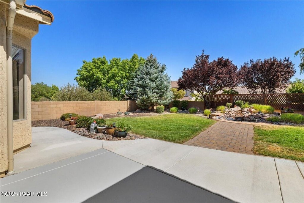 Prescott Valley, Arizona, 86314, United States, 3 Bedrooms Bedrooms, ,2.5 BathroomsBathrooms,Residential,Forsale,1929283