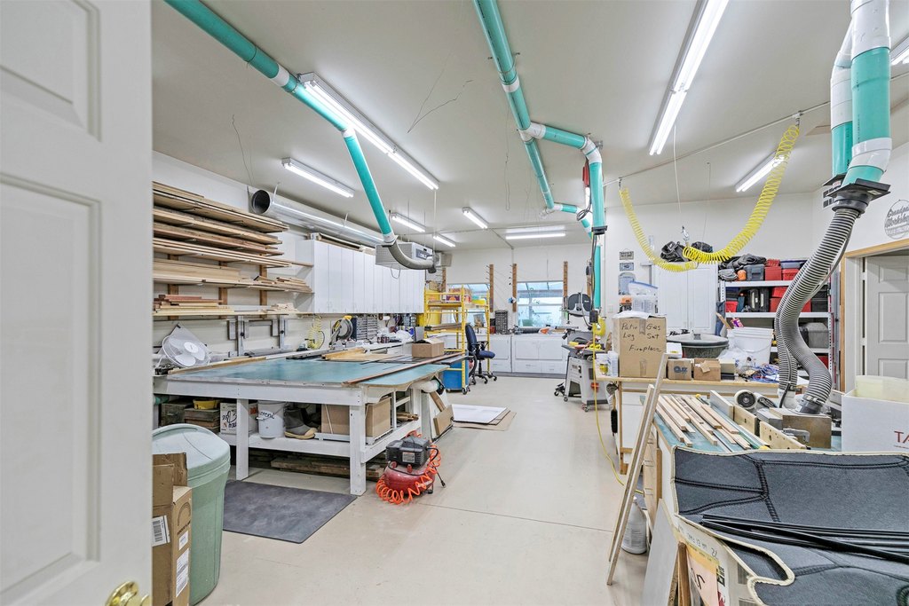 Corvallis, Montana, 59828, United States, 4 Bedrooms Bedrooms, ,3.5 BathroomsBathrooms,Residential,Forsale,1944296